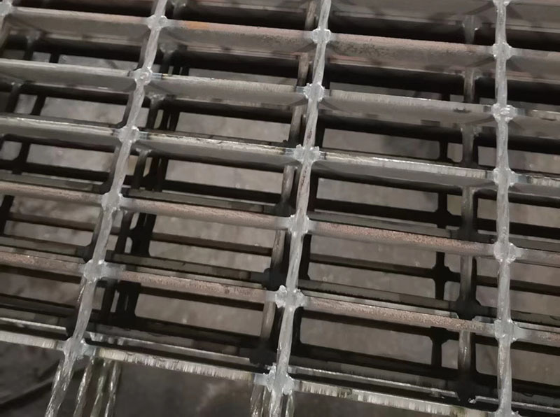 Galvanized Steel Grating - Hot-Dip Galvanized Panels